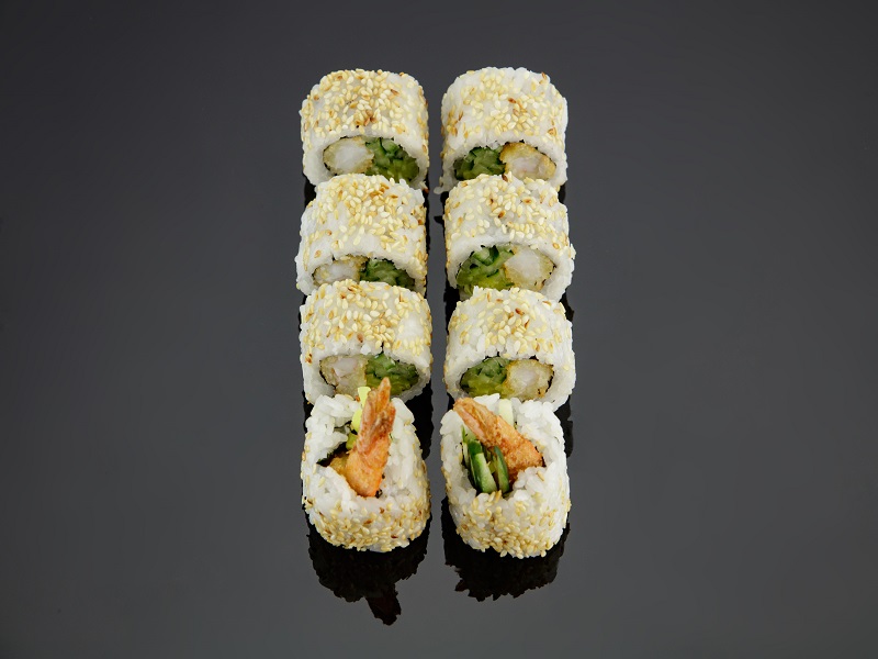 California maki - krewetka w tempurze