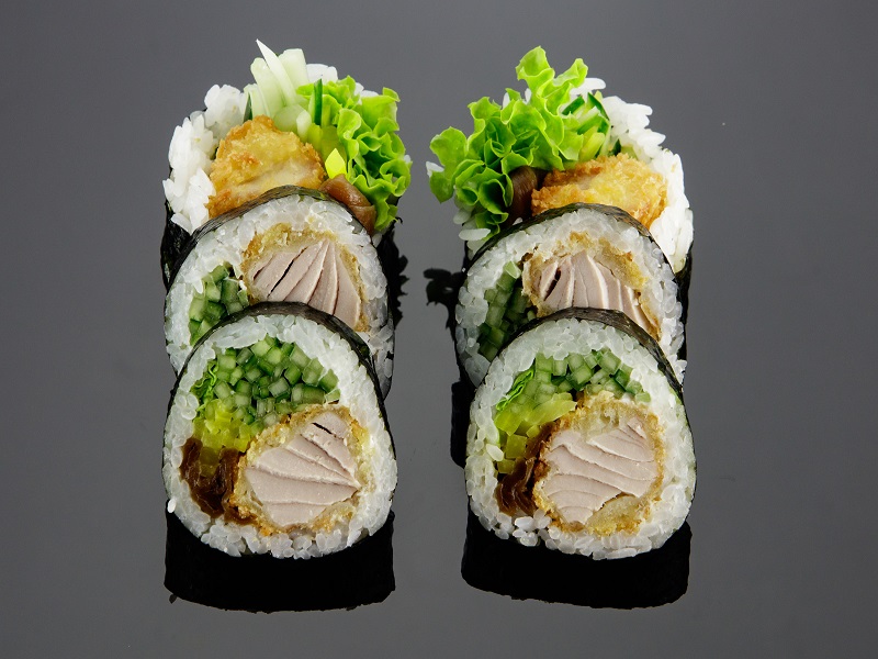Futomaki - tuńczyk w tempurze
